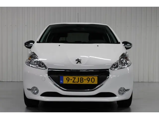 Peugeot 208 2