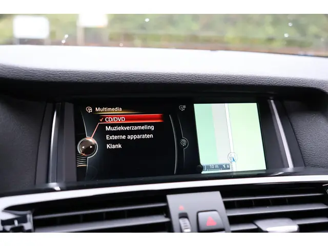 BMW X3 xDrive35i High Executive 2015 Benzine 22