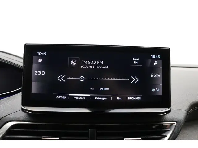 Peugeot 3008 1.2 Hybrid 136 GT 2024 Hybride Benzine 21