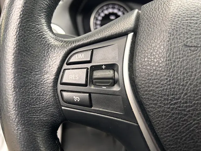 BMW 1 Serie 118i High Executive 2017 Benzine 21