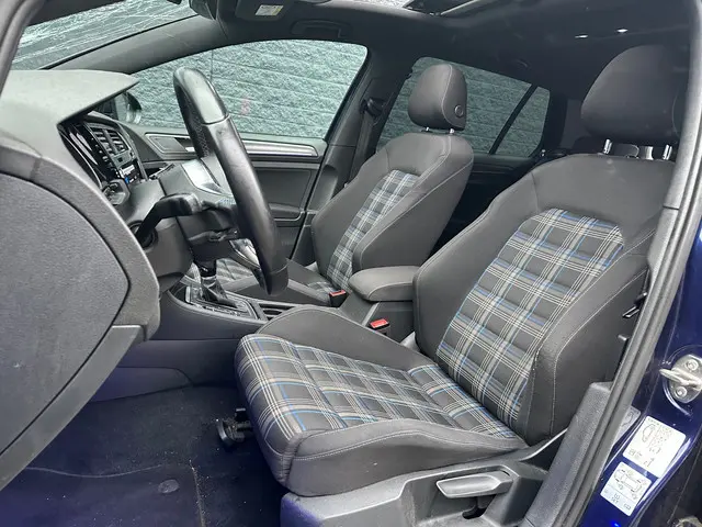 Volkswagen Golf 1.4 TSI PHEV GTE 2018 Hybride Benzine 8