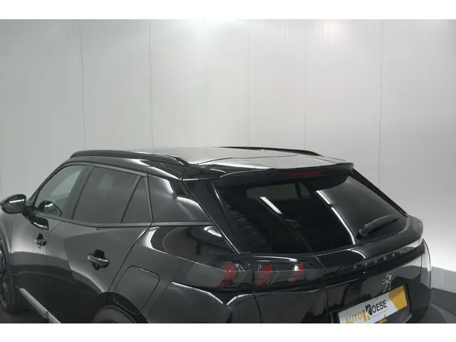 Peugeot 2008 PureTech 130 Allure 2020 Benzine 21