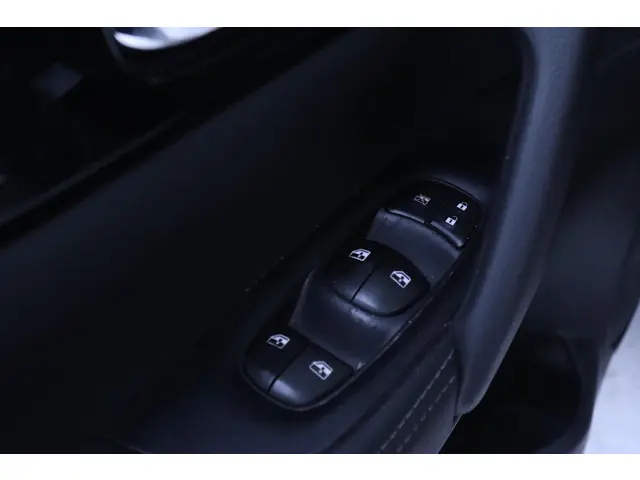 Nissan QASHQAI 1.3 DIG-T N-Connecta 2019 Benzine 16