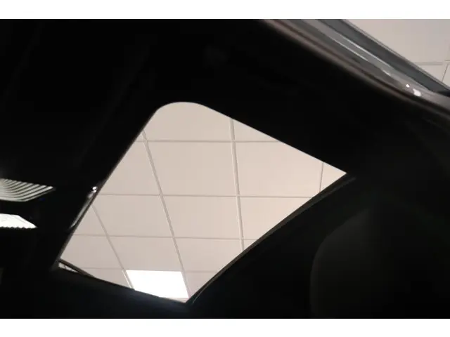 BMW 5 Serie Touring 530e M-Sport 2024 Hybride Benzine 13