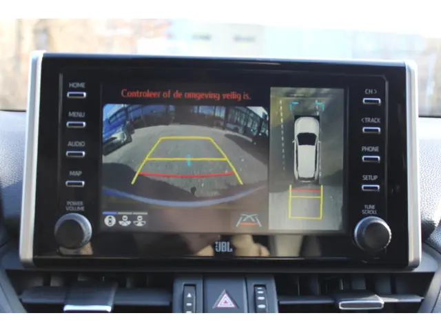 Toyota RAV4 2.5 Hybrid AWD Bi-Tone 2022 Hybride Benzine 17