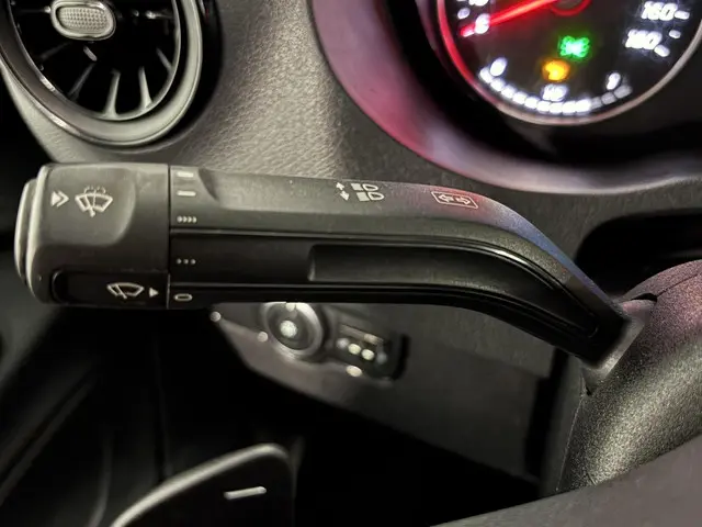 Mercedes-Benz Sprinter 315 1.9 CDI L2H2 2024 Diesel 21