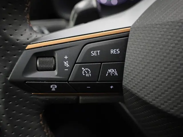 CUPRA Leon 1.4 e-Hybrid 204pk DSG 2023 Hybride Benzine 7