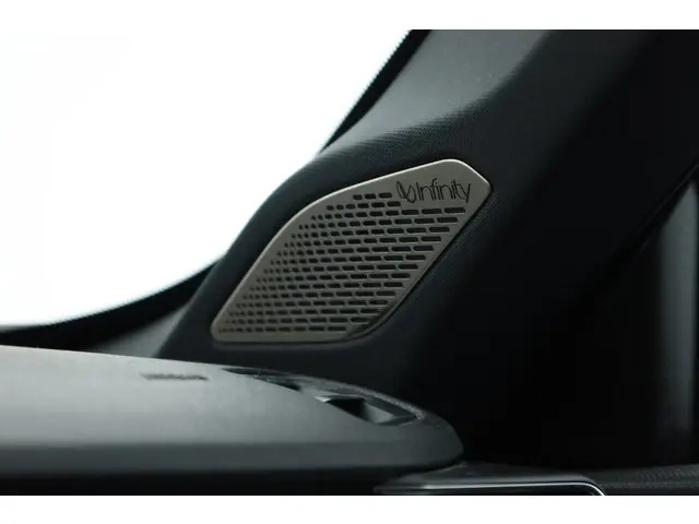 Lynk & Co 01 1.5 2023 Hybride Benzine 11