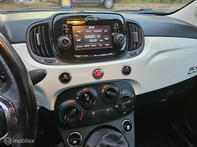 Fiat 500 1.2 CABRIO // 97000 KM 2017 Benzine 10