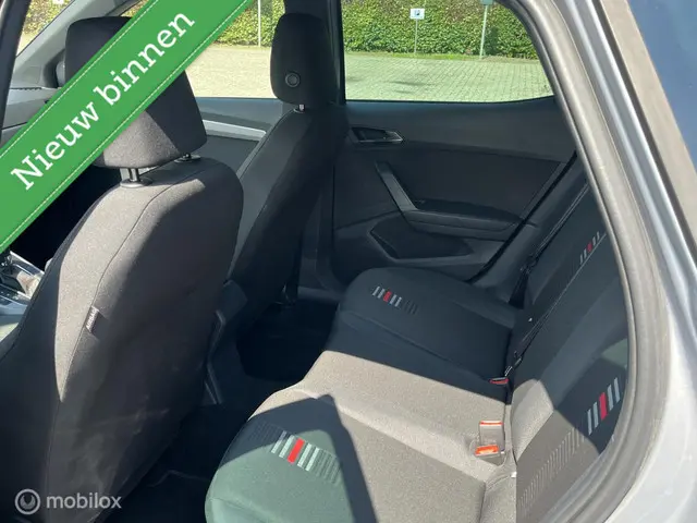 SEAT Arona 1.0 TSI FR Business Intense 2019 Benzine 19