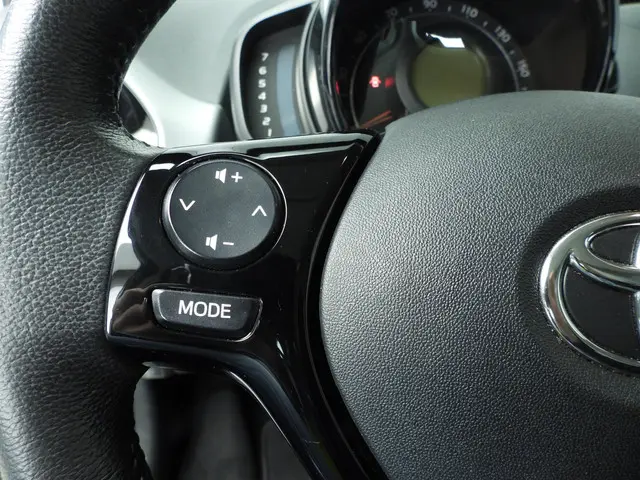 Toyota Aygo 1.0 VVT-i x-play 2022 Benzine 13