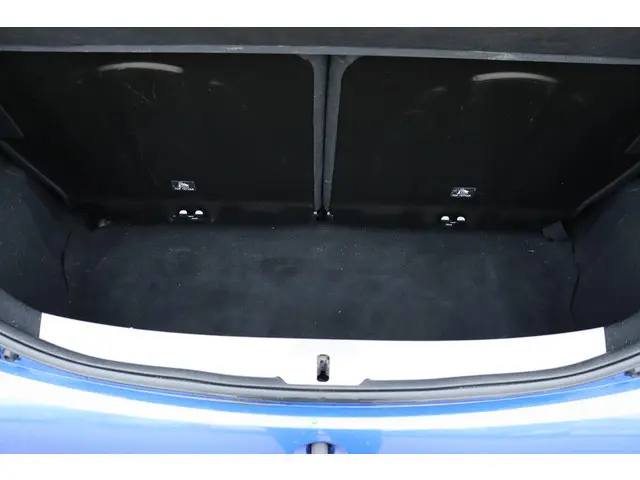 Toyota Aygo 1.0 VVT-i x-clusiv, Bitone Lak 2019 Benzine 30