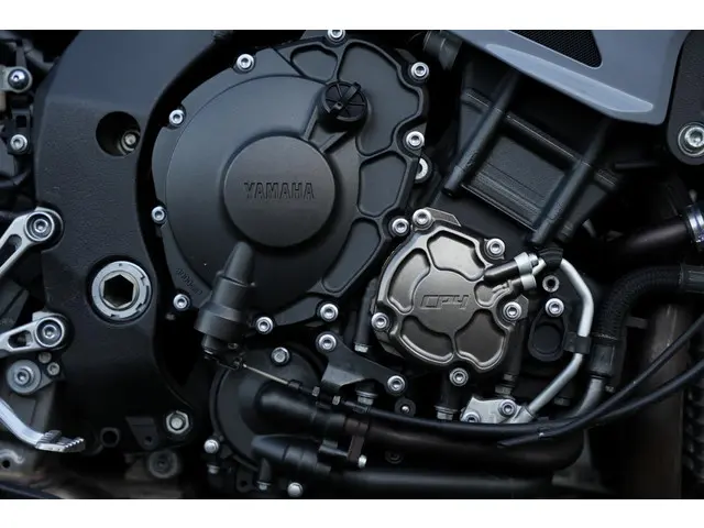 Yamaha MT 10 ABS 2016 Benzine 14