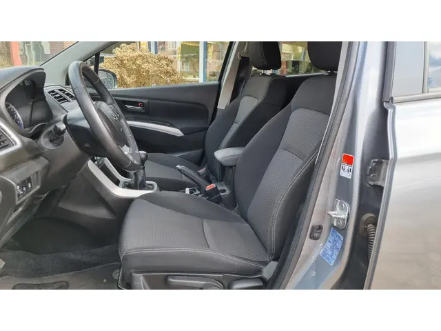 Suzuki S-Cross 3