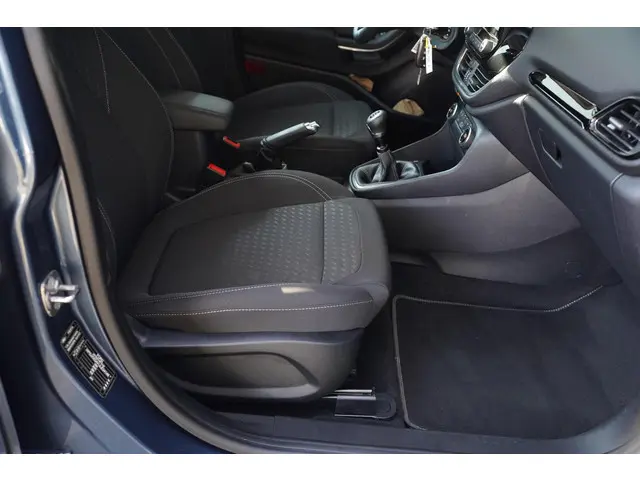 Ford Fiesta 1.0 EcoBoost Titanium 2021 Benzine 41