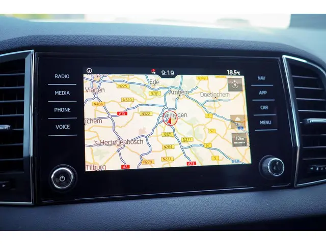 Škoda Karoq 1.5 TSI ACT Style Business 2019 Benzine 53