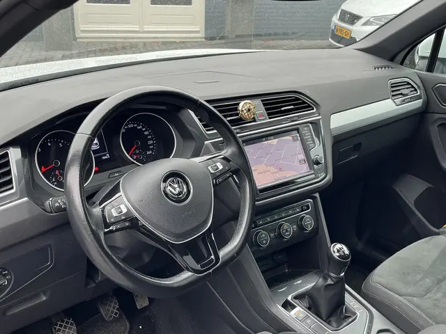 Volkswagen Tiguan 1.4 TSi Connected 2017 Benzine 20