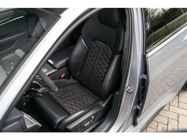 Audi RS6 A6 Avant TFSI quattro 2019 Benzine 67