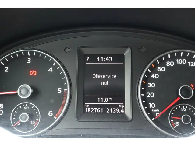 Volkswagen Caddy 2.0 TDI L1H1 BMT Trendline 2019 Diesel 24