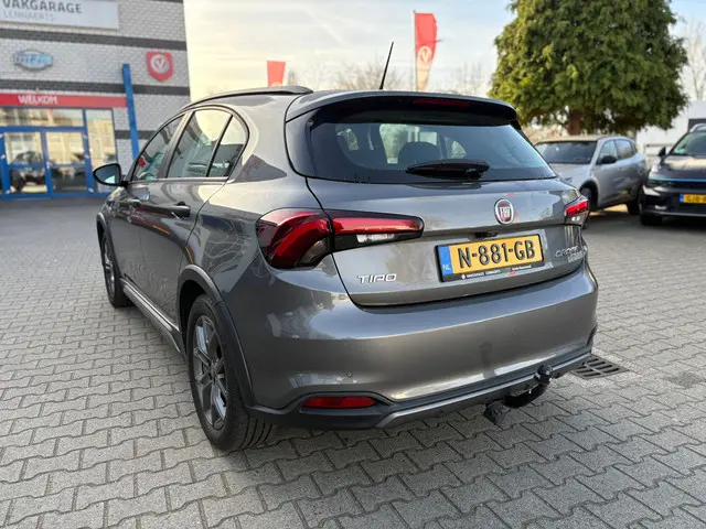 Fiat Tipo Cross 1.0 City Cross 2021 Benzine 33