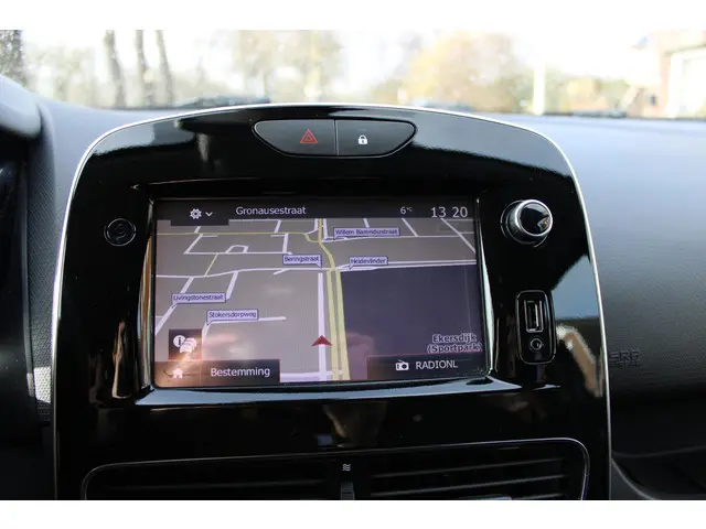 Renault Clio Estate 1.2 16V 2017 Benzine 20