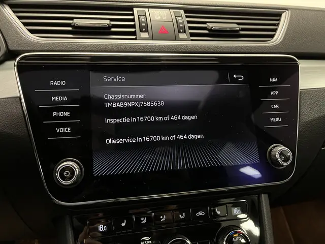 Škoda Superb 1.4 TSI ACT Ambition Business 2018 Benzine 45