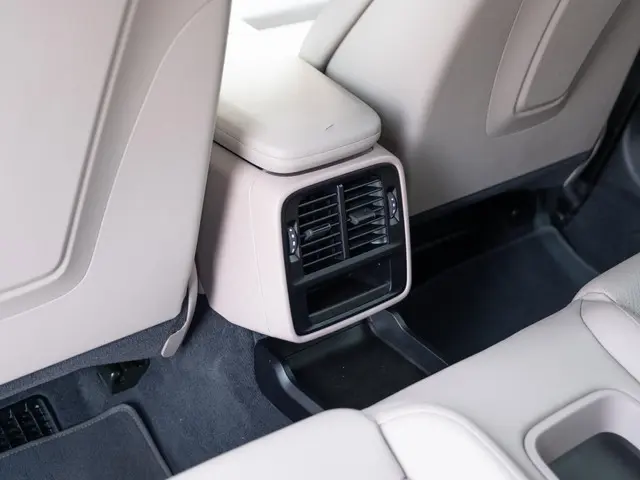 Porsche Taycan Sport Turismo 79 kWh 2022 Elektrisch 35