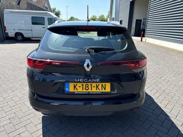 Renault Mégane Estate 1.3 TCe Business Zen 2021 Benzine 4