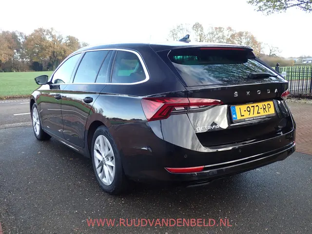 Škoda Octavia Combi Business Edition Plus 2021 Benzine 5