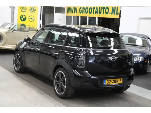 MINI Countryman Mini 1.6 One Edition 2012 Benzine 3