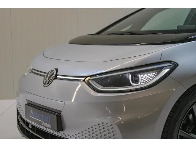 Volkswagen ID.3 Pro 58 kWh | LEDER | UNIEK! | 2020 Elektrisch 19