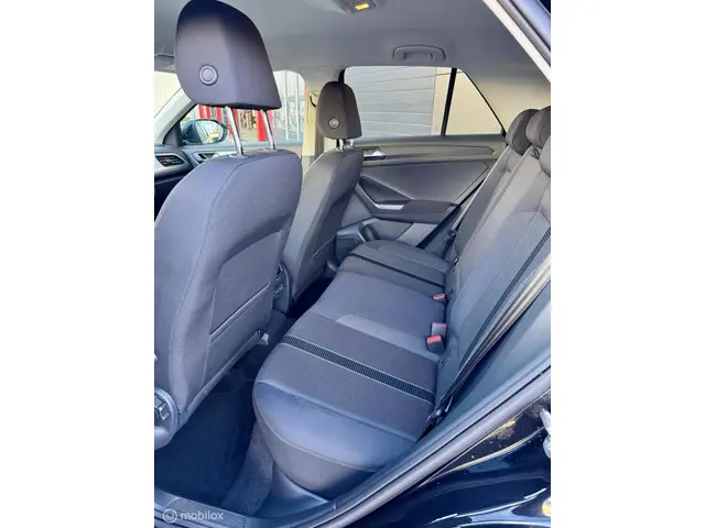 Volkswagen T-Roc 1.5 TSI Life Edition 2025 Benzine 12