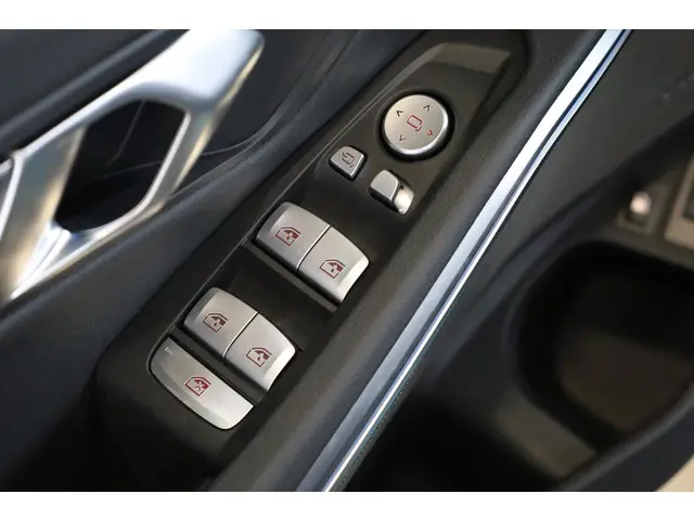 BMW 3 Serie Touring 330e 2026 Hybride Benzine 18