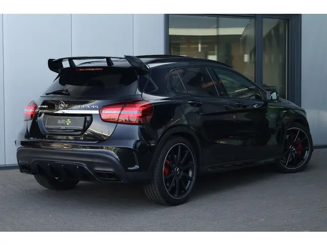 Mercedes-Benz GLA AMG 45 4MATIC 2018 Benzine 8