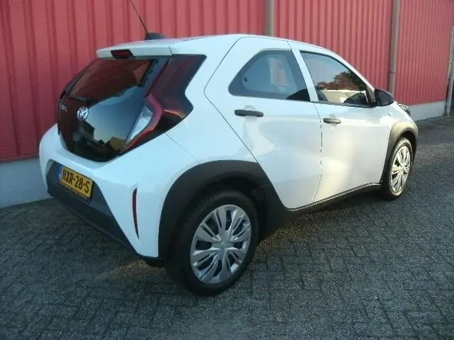 Toyota Aygo X 1.0 VVT-i MT / Airco 2022 Benzine 8