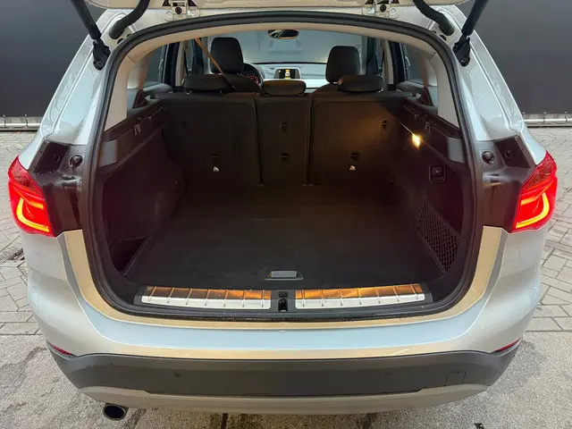 BMW X1 SDrive18i|Automaat 2016 Benzine 12