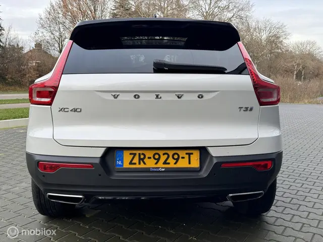 Volvo XC40 1.5 T3 R-Design ACC|Nav|Pano| 2019 Benzine 6