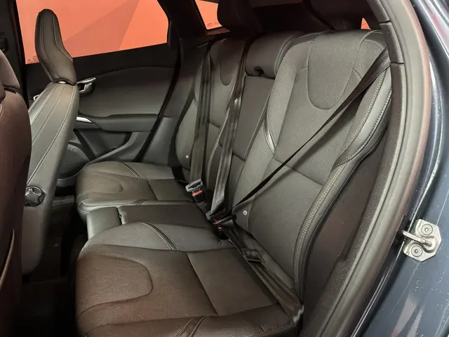 Volvo V40 Cross Country 1.5 T3 Nordic+ 2016 Benzine 4