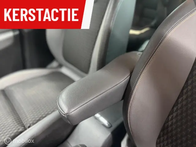 Opel Crossland X 1.2 Turbo Innovation 2019 Benzine 28