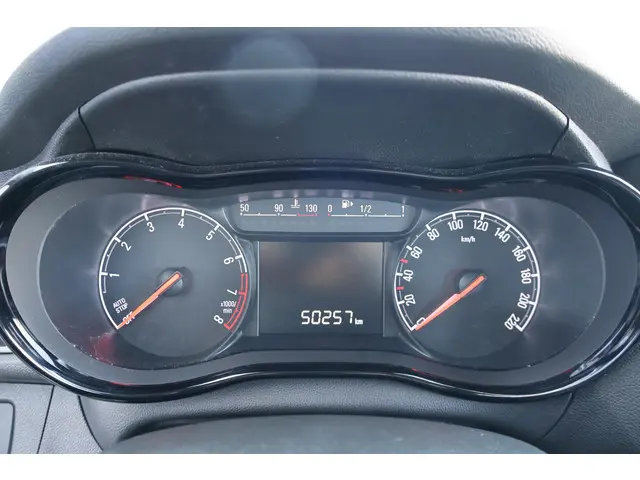 Opel KARL 1.0 ecoFLEX 120 Jaar Edition 2019 Benzine 17