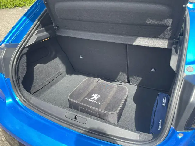 Peugeot e-208 EV Active 50 kWh 2020 Elektrisch 13