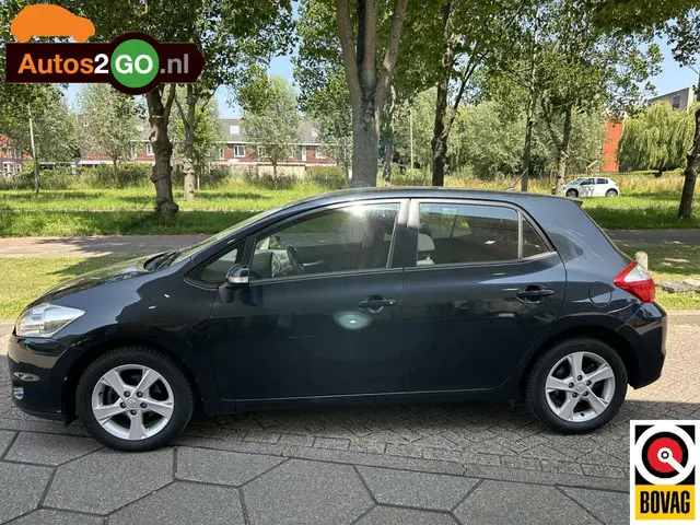 Toyota Auris 1.6 Comfort 2012 Benzine 2