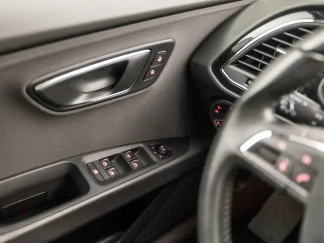 SEAT Leon ST 1.4 TSI Sport 2014 Benzine 22