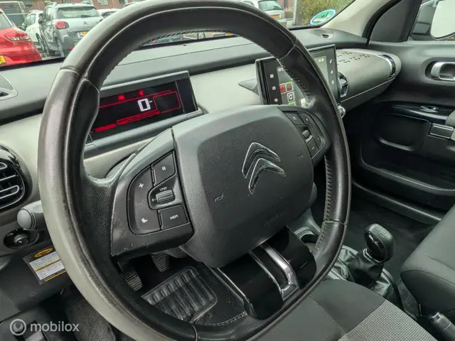 Citroën C4 Cactus 1.2 PureTech One-Tone 2017 Benzine 13