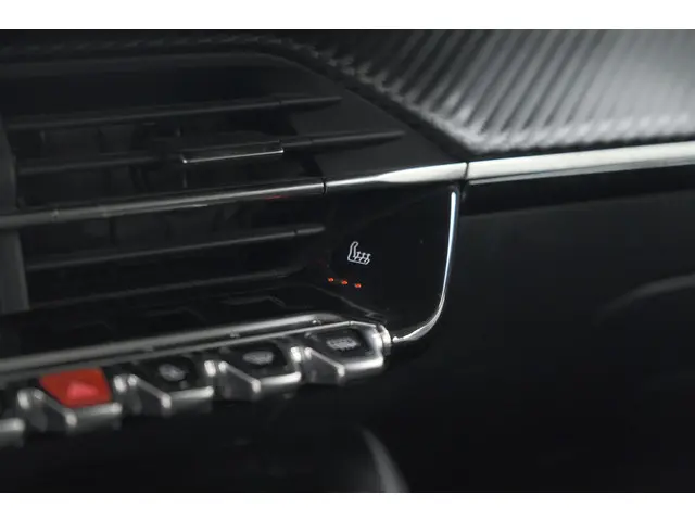 Peugeot 2008 PureTech 130 Allure Pack 2020 Benzine 46