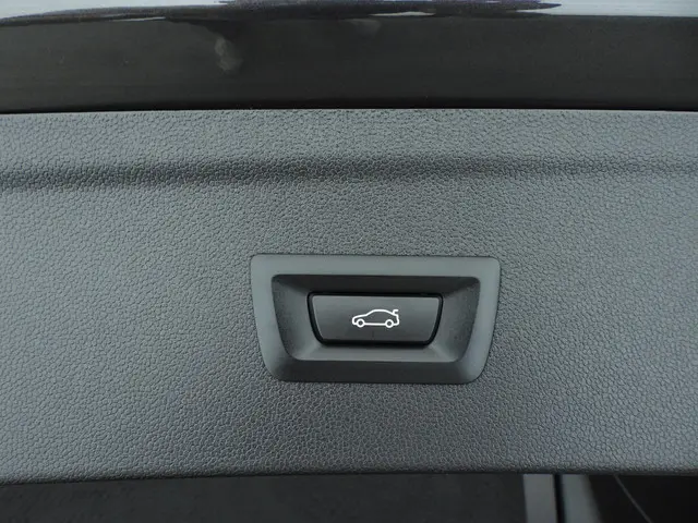 BMW iX xDrive40 2023 Elektrisch 48