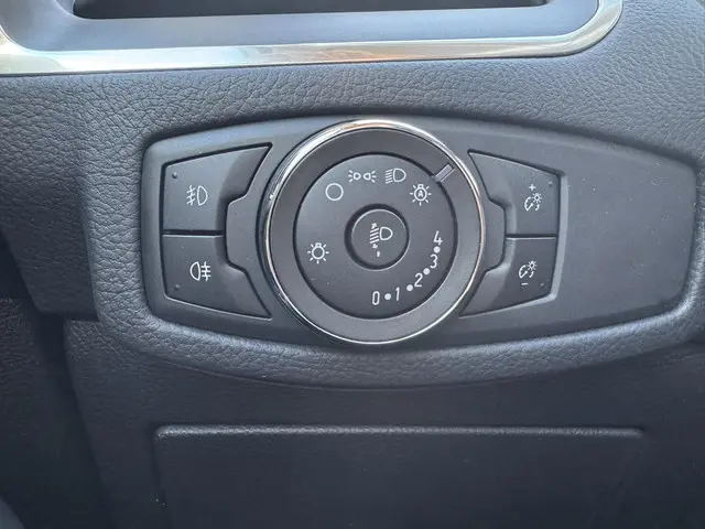 Ford Galaxy 2.5 Titanium FHEV 2023 Hybride Benzine 17