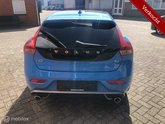 Volvo V40 1.6 T4 R-Design PANORAMA/NAVI/ECC/LM 2013 Benzine 8