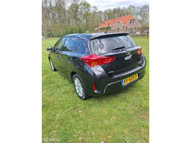 Toyota Auris 1.6 Aspiration 2014 Benzine 6