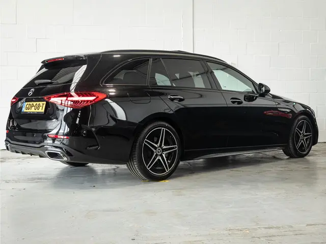 Mercedes-Benz C-Klasse 2
